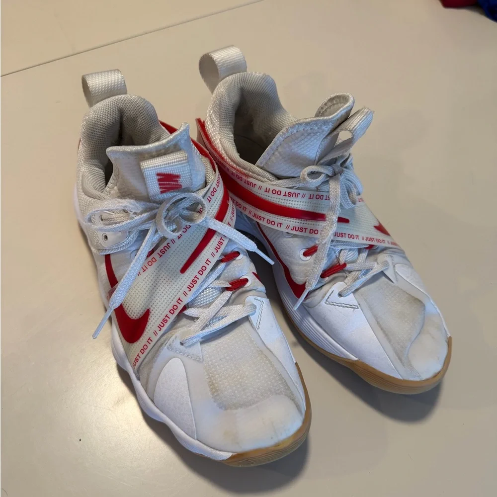 Nike React HyperSet White Red Size 7.5 Volleyball Shoes